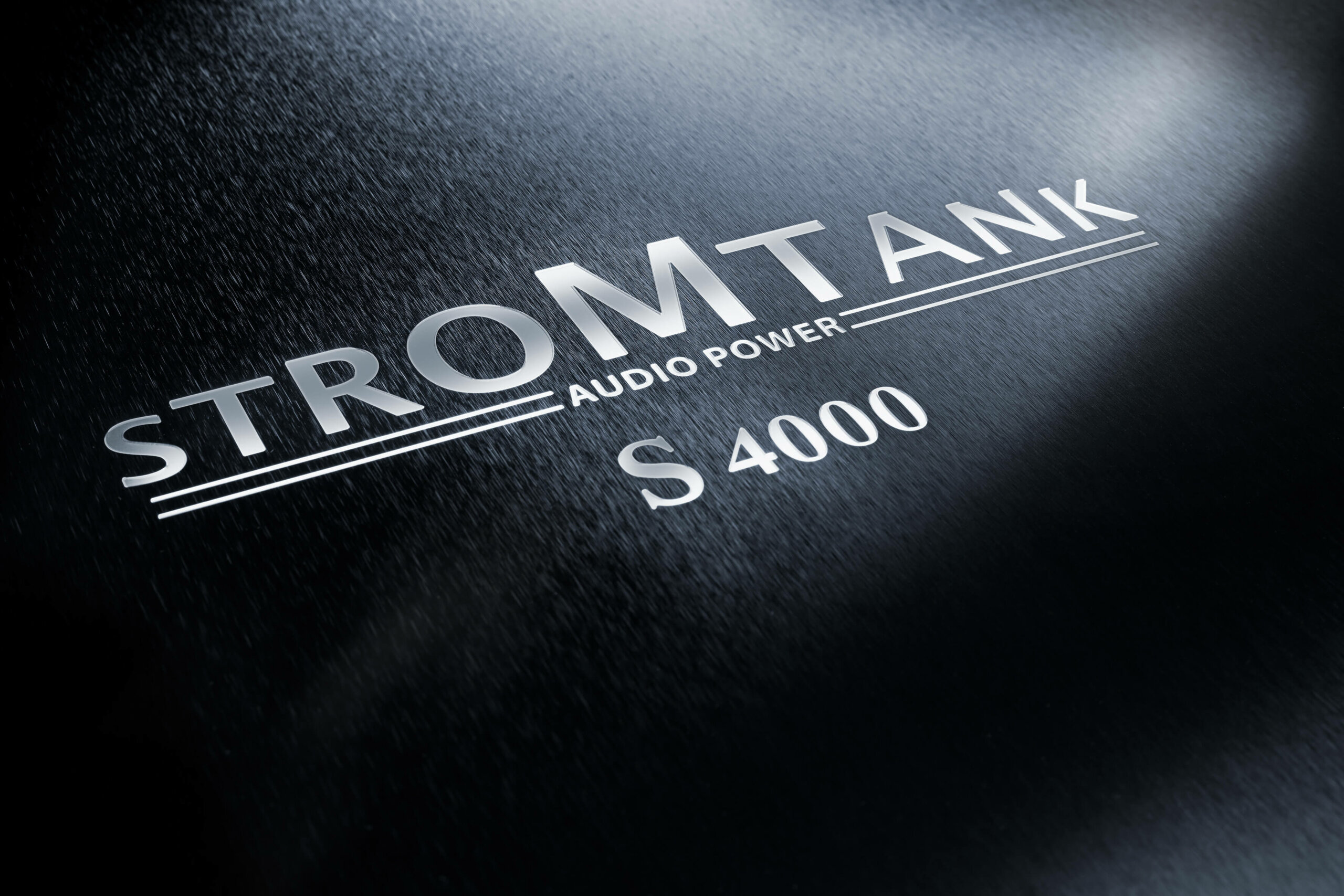Nguồn cấp điện STROMTANK S 4000 Pro Power
